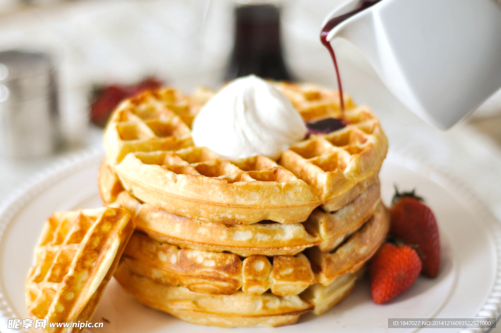 奶油果酱华夫饼