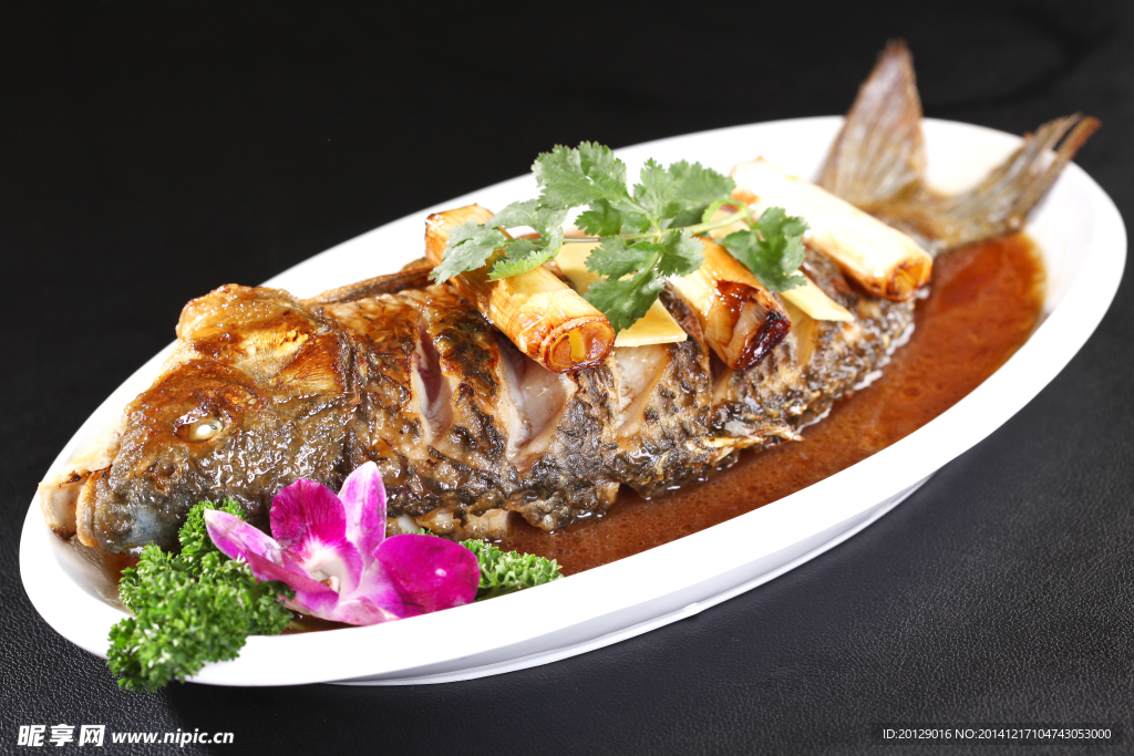 生煎野生黄河鲤鱼