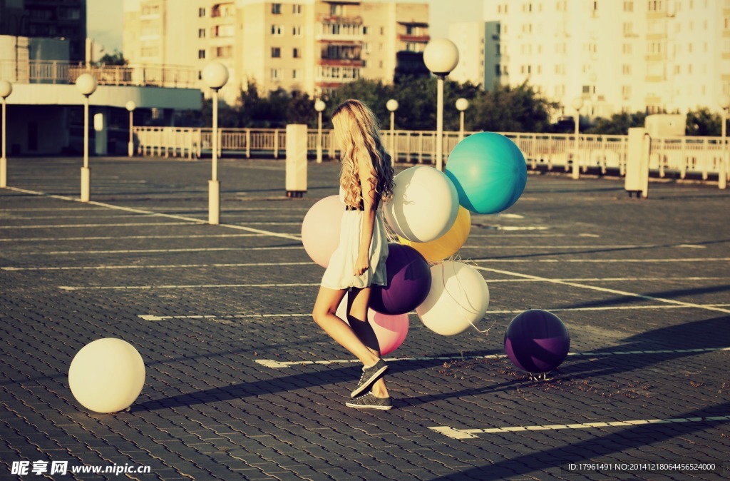 气球美女