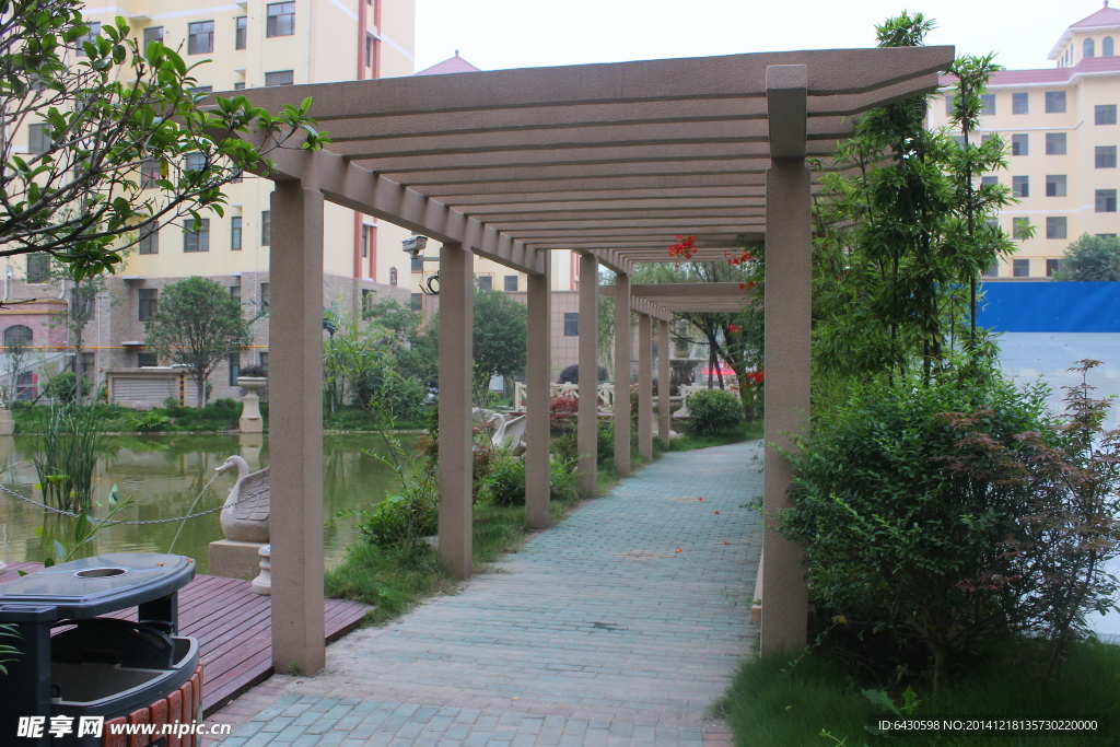 小区廊亭图片