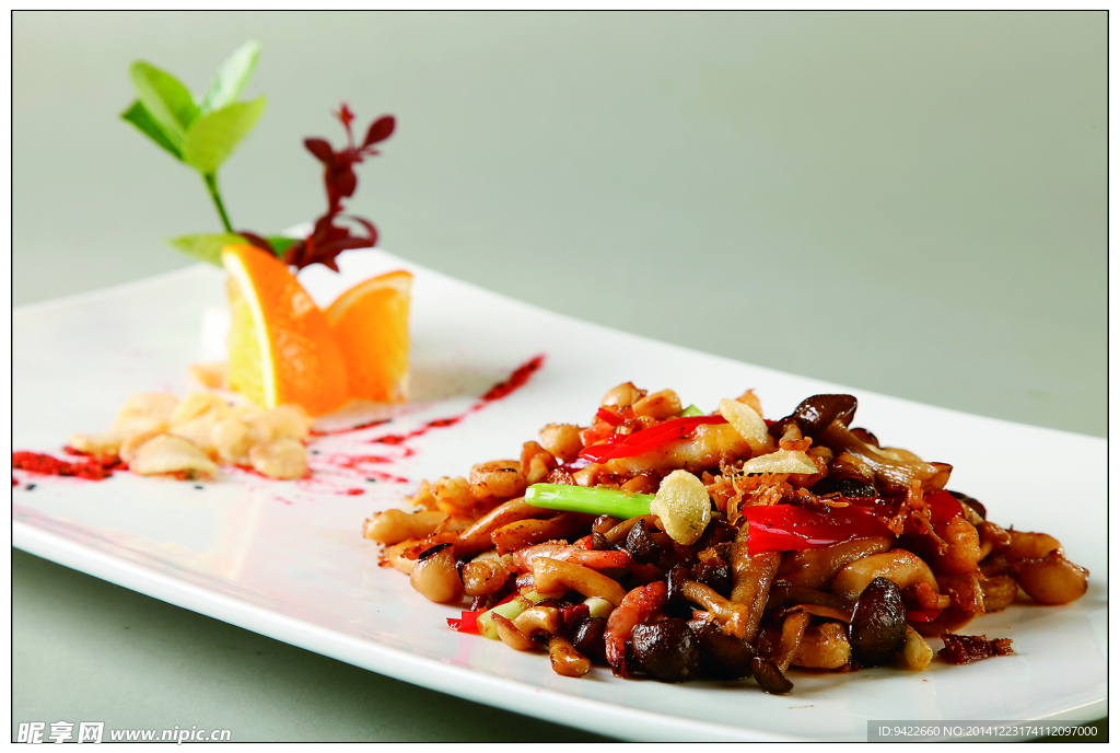 酱珍菌锔墨鱼柳