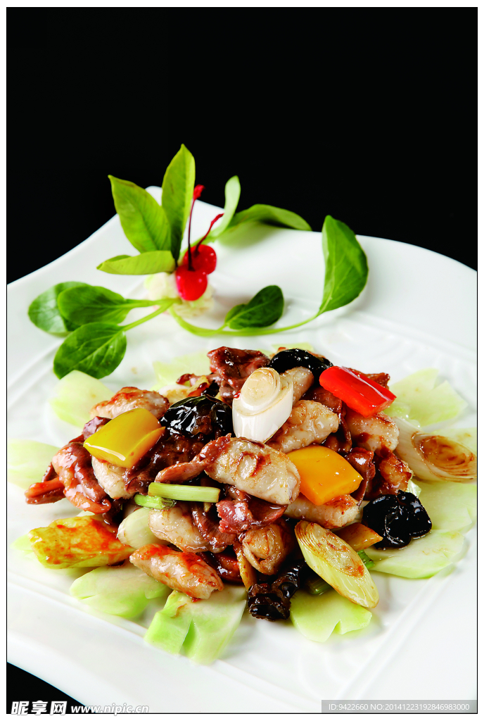 芥兰花藕台炒鸽片