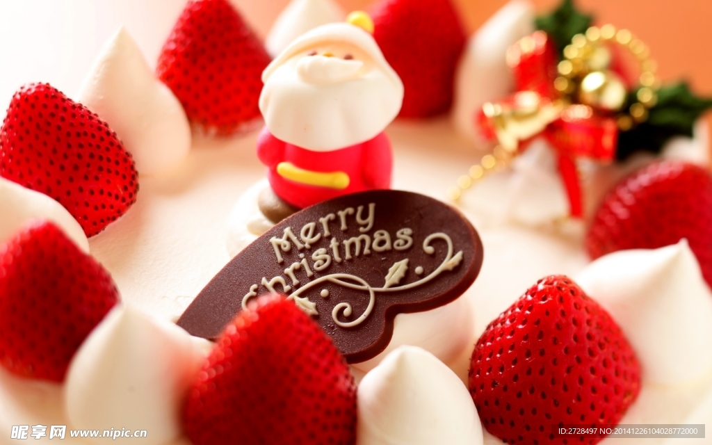 圣诞甜美草莓蛋糕