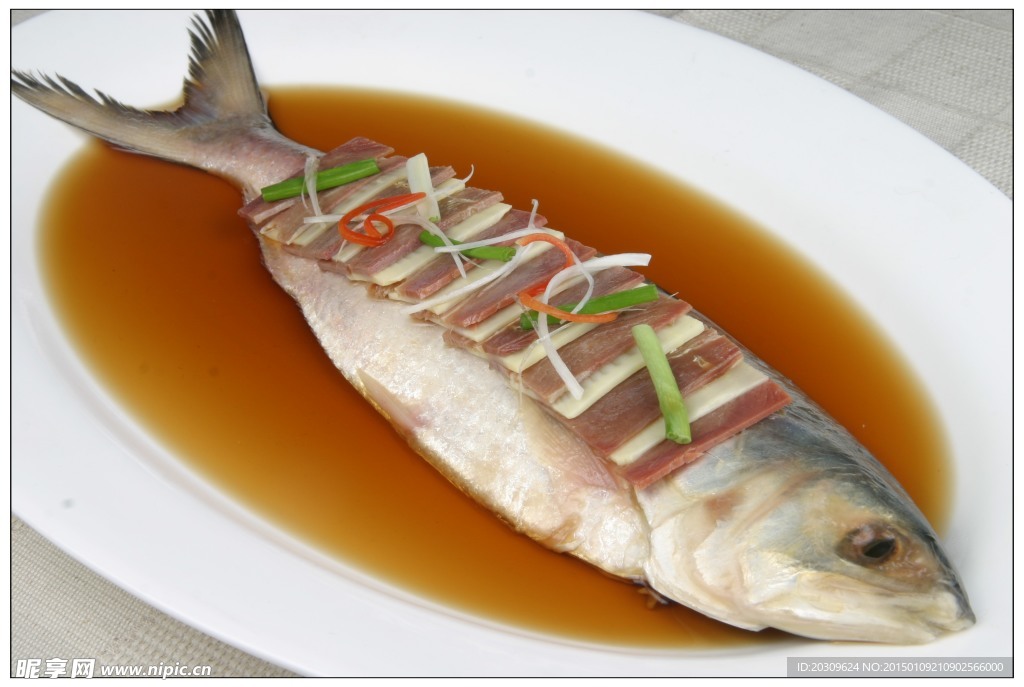 糟香蒸鲥鱼