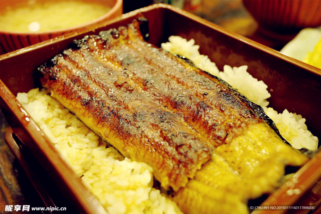 日式鳗鱼饭