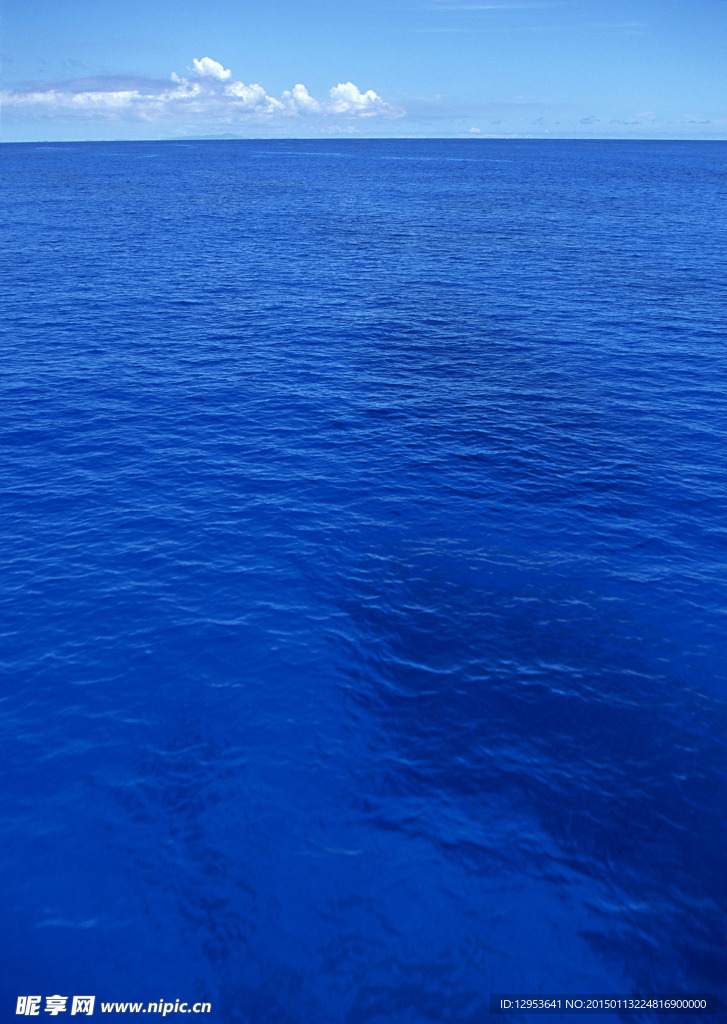 蓝天大海图片