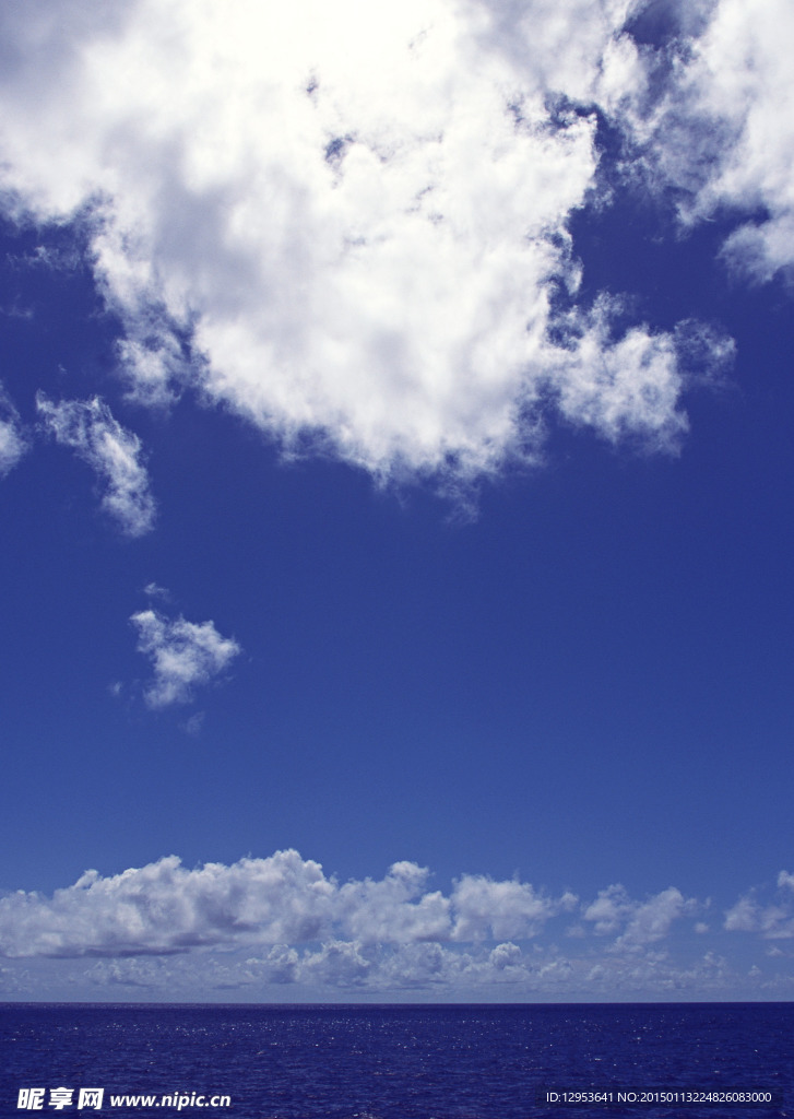 蓝天大海图片