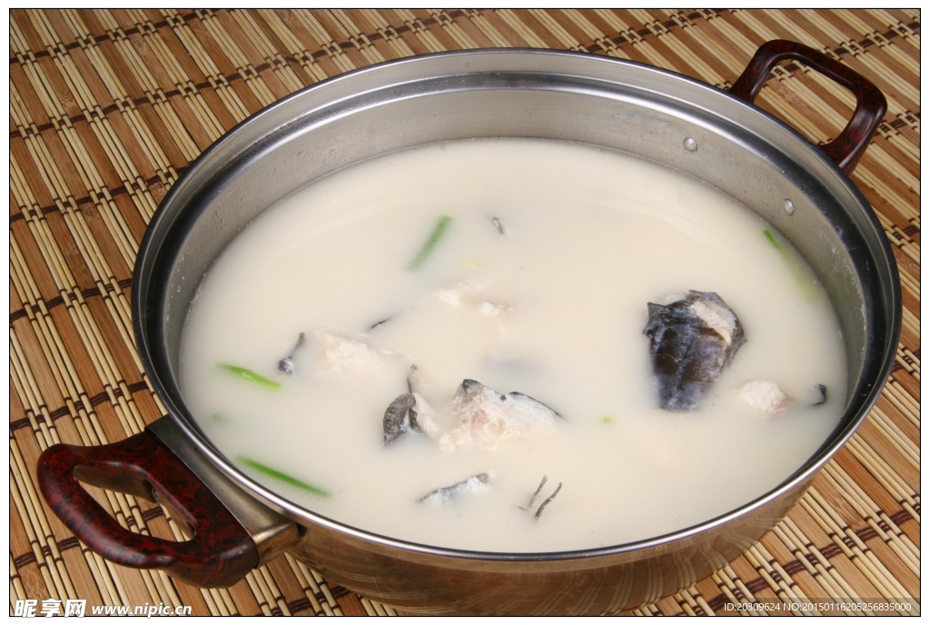 白汤肥鱼楚炫堂