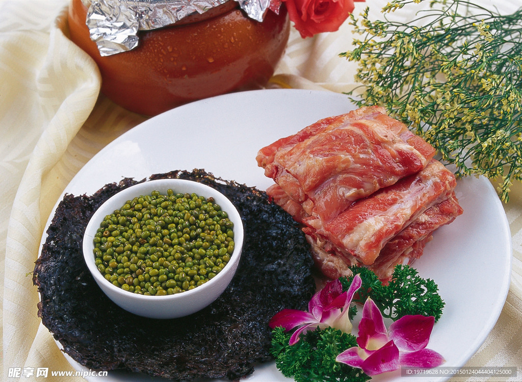 绿豆紫菜煨排骨