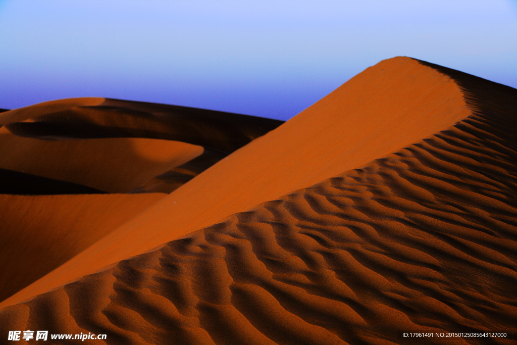 塔克拉玛干沙漠