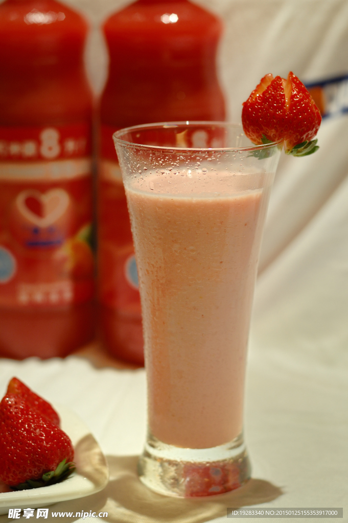 草莓奶昔