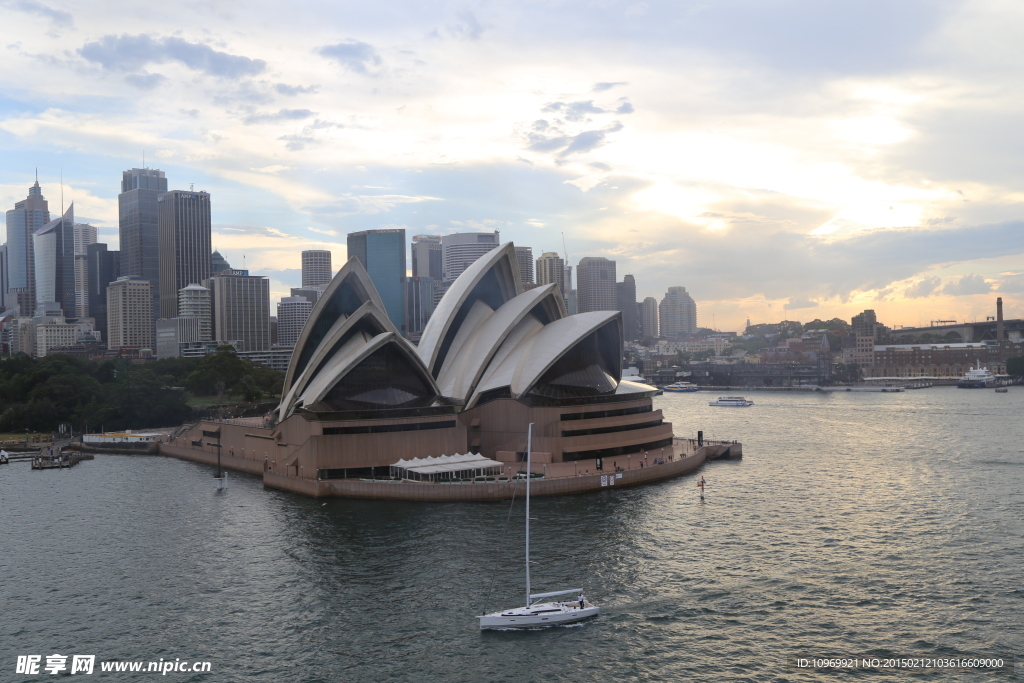 悉尼歌剧院