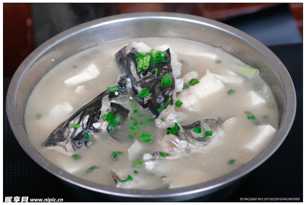 鱼头豆腐汤
