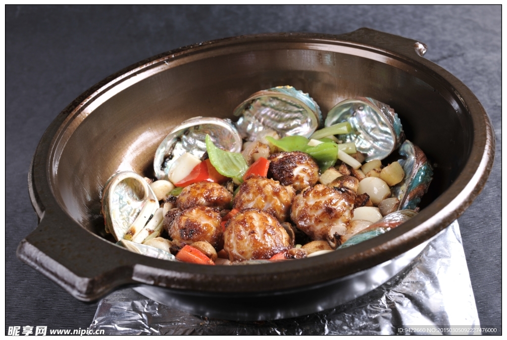 砂锅生啫鲍鱼仔大