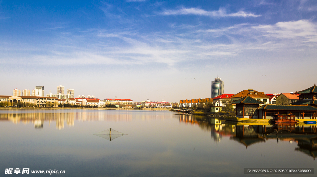 水上高楼别墅群