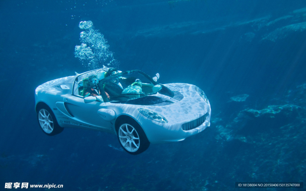 水陆两用敞篷概念车