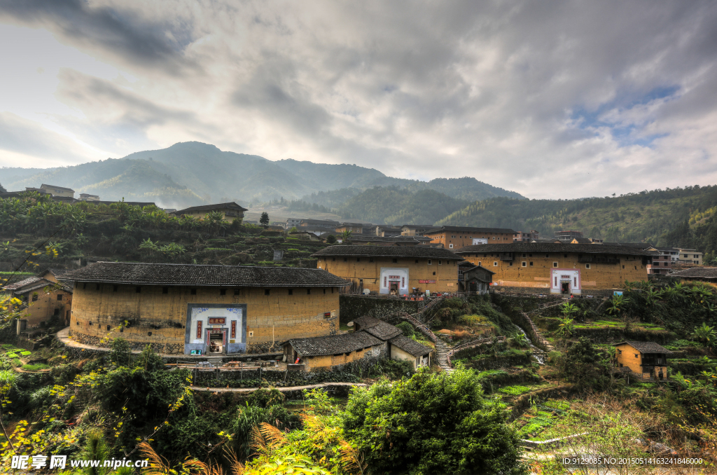 永定初溪土楼群