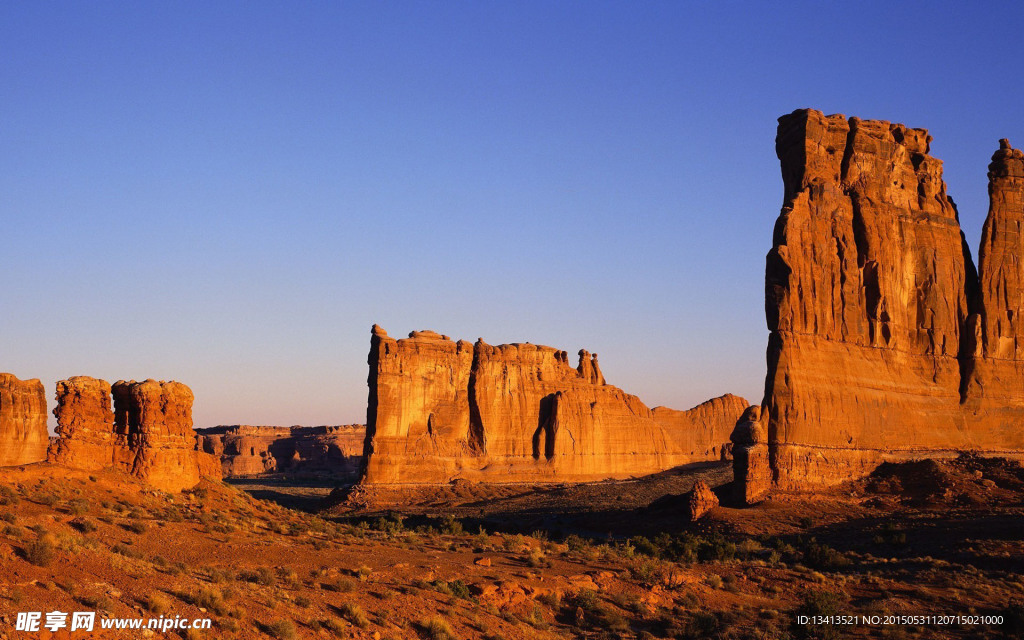 干旱大地沙漠自然风景