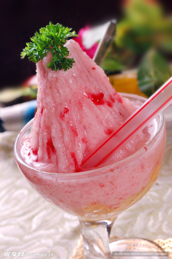草莓冰沙