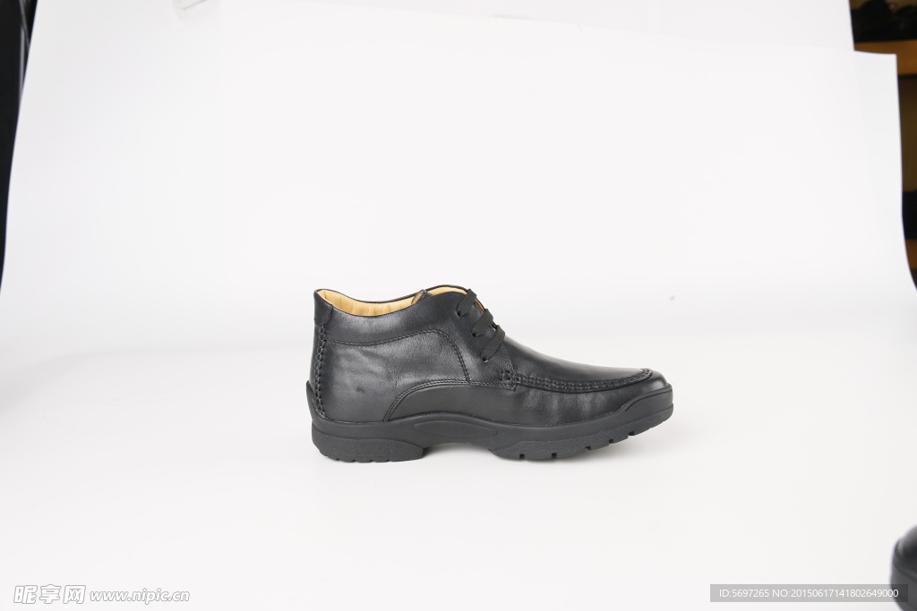 男式皮鞋