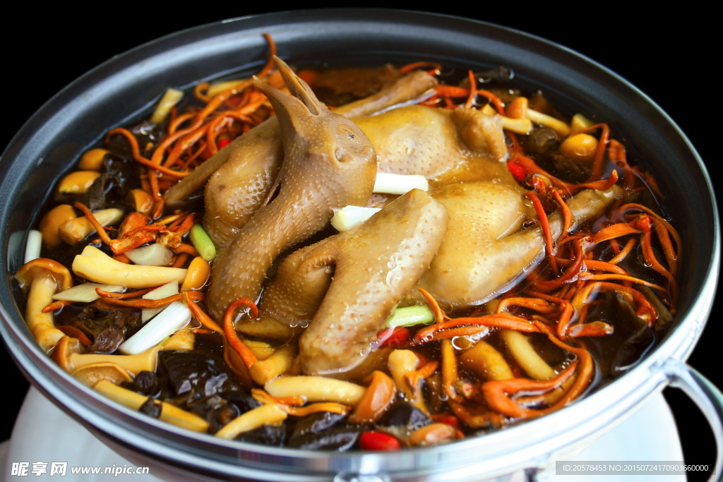 虫草花珍菌浸乳鸽