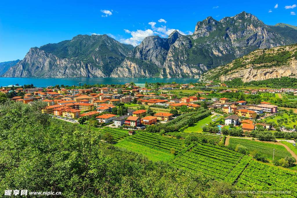 秦皇岛海边小镇