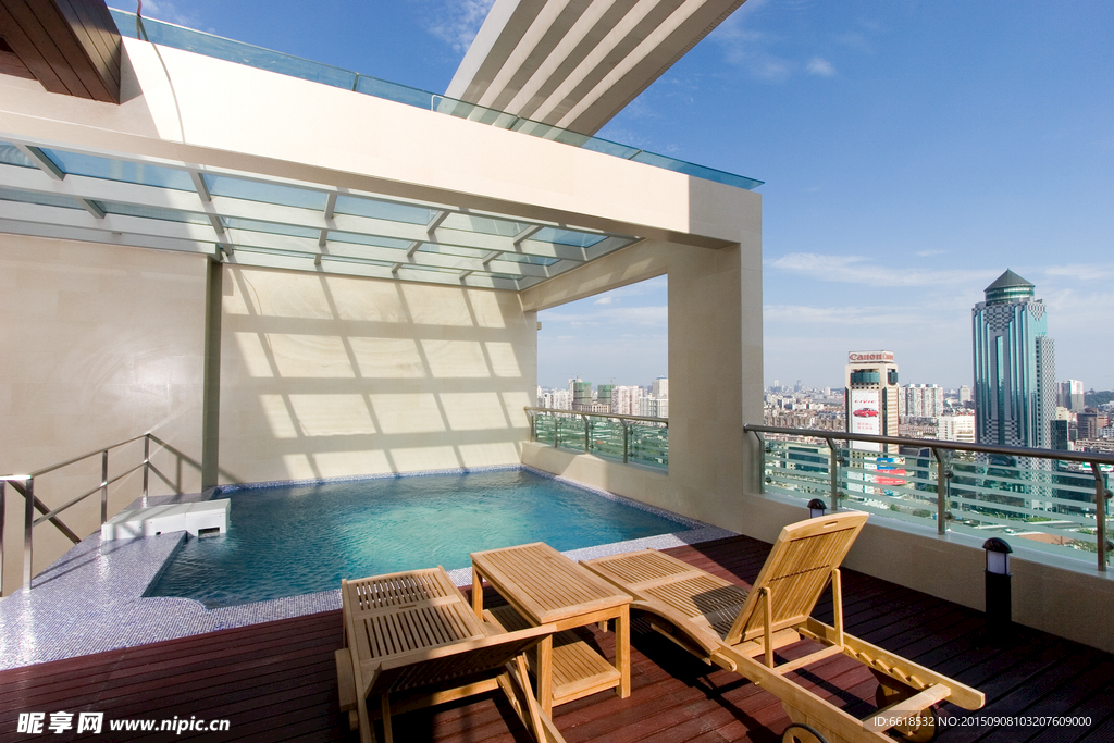 天台游泳池未分层