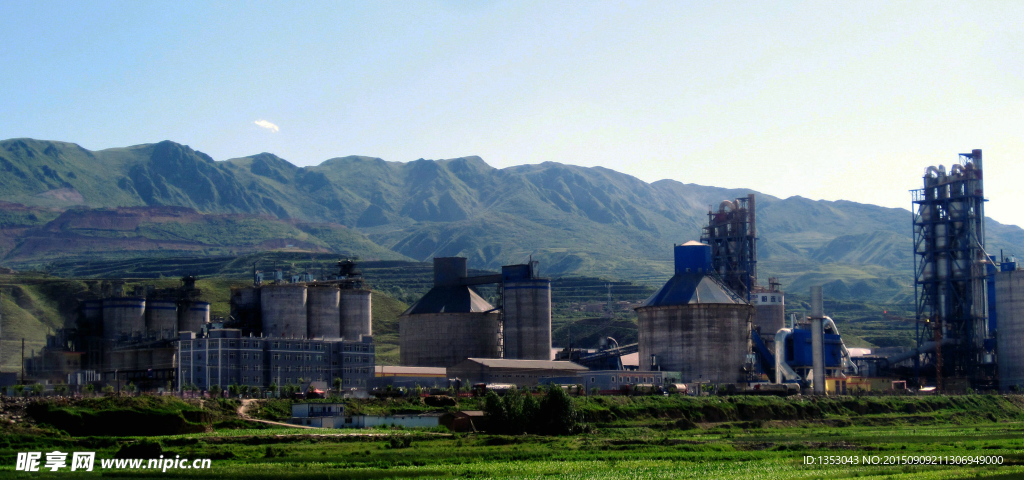 水泥建设场地及生产厂区