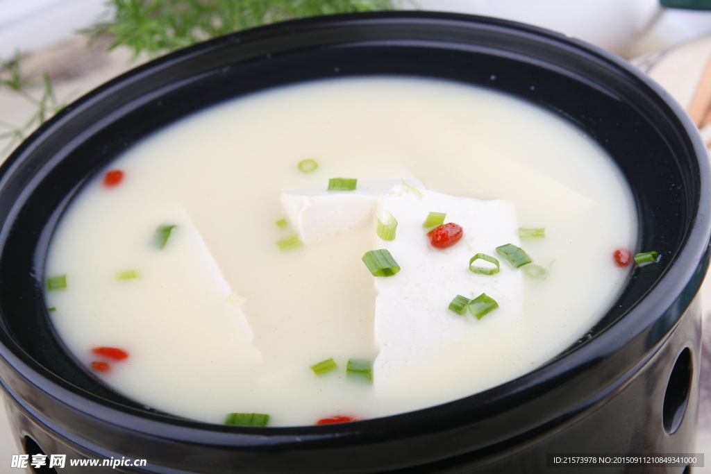 清炖自制石磨豆腐