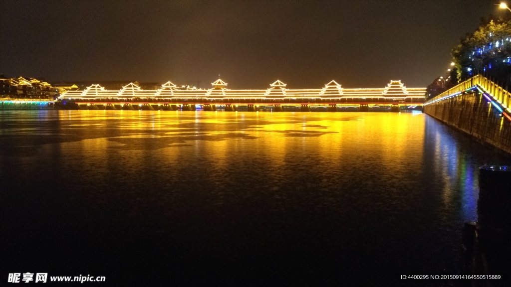芷江龙津桥夜景