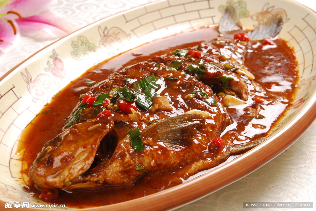 干烧鳊鱼
