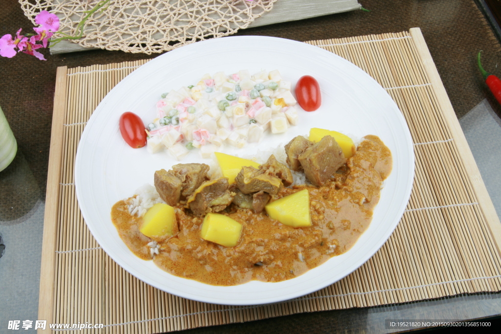 椰汁咖喱牛腩饭