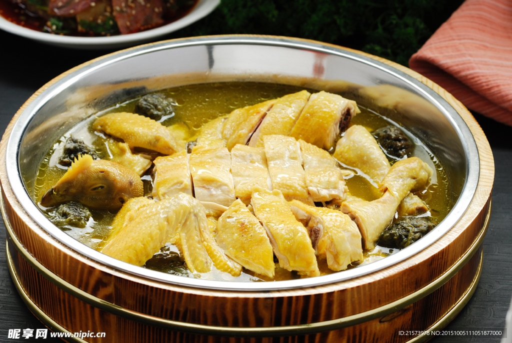 雪莲花蒸银盘鸡