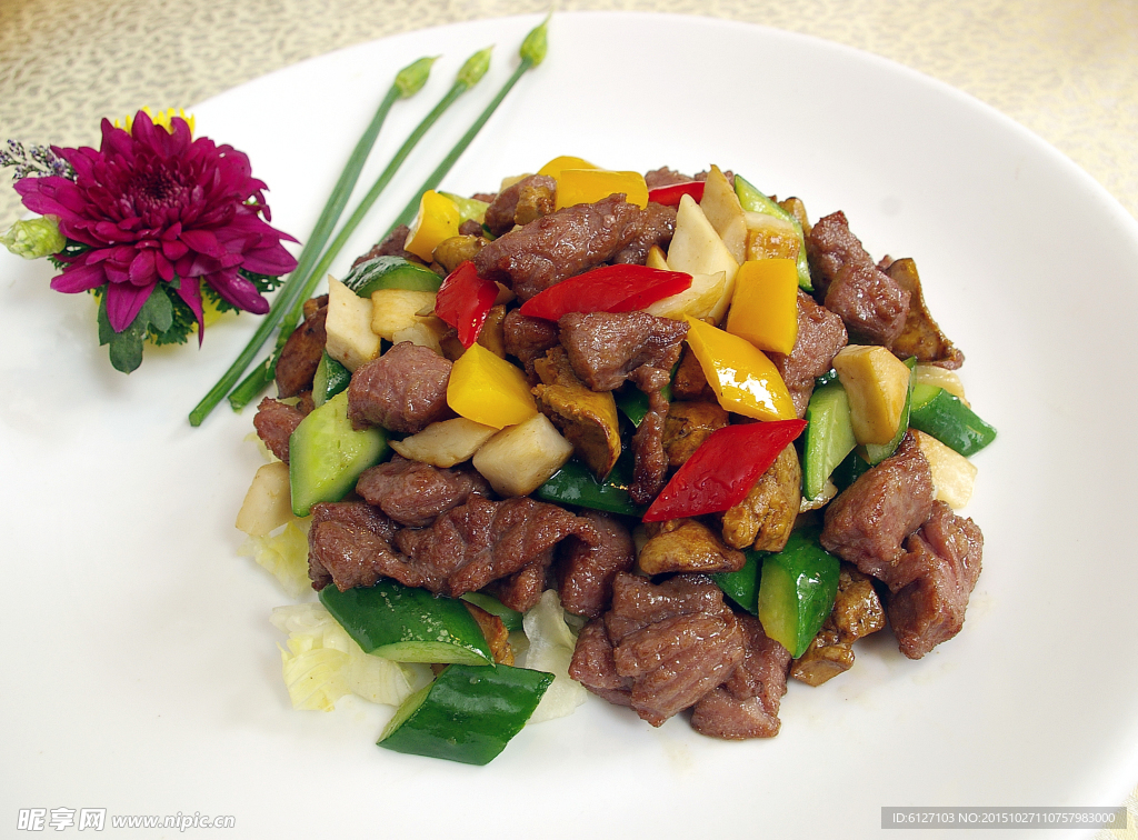 黑椒鹅肝牛仔粒