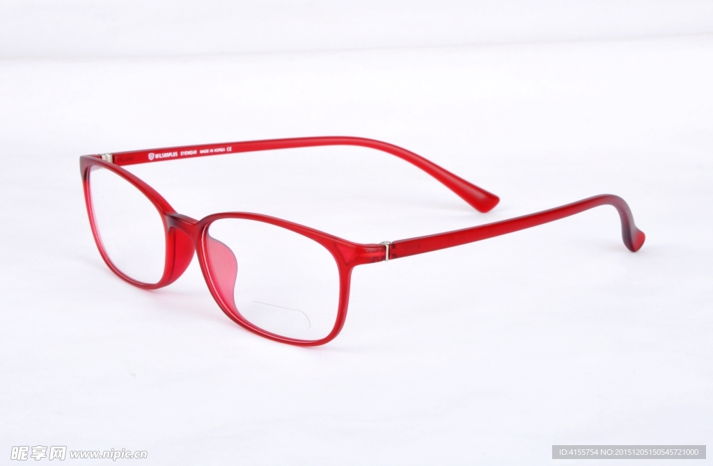 红色眼镜