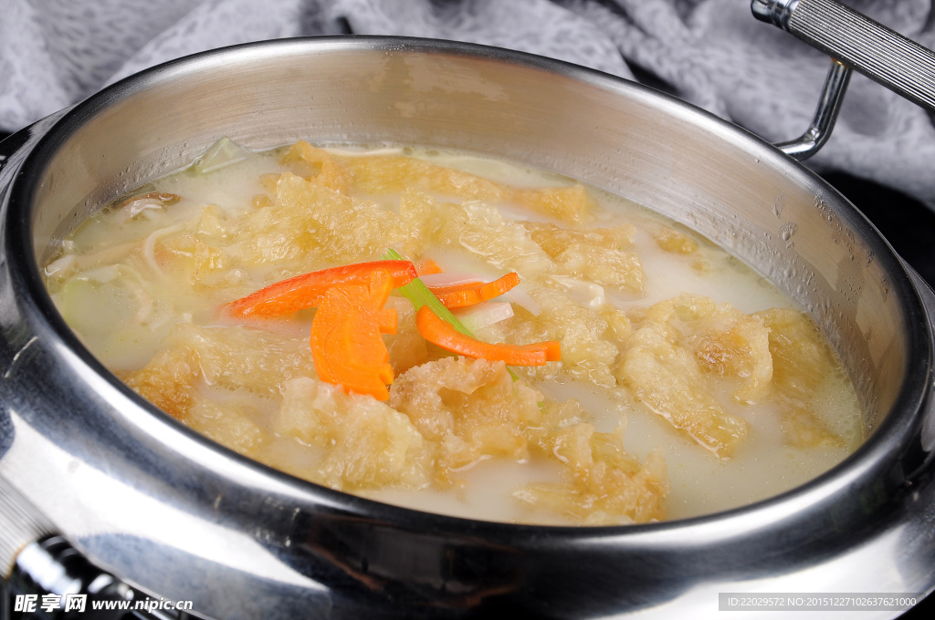 木瓜野生菌浸鱼肚