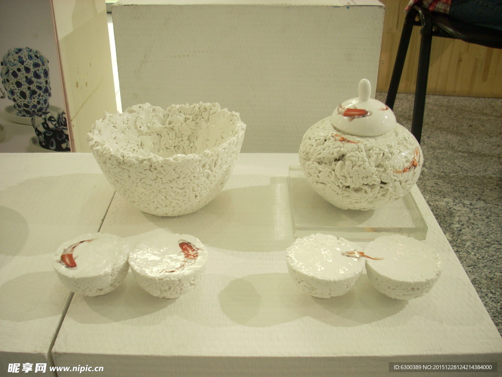 创意游鱼瓷器套件