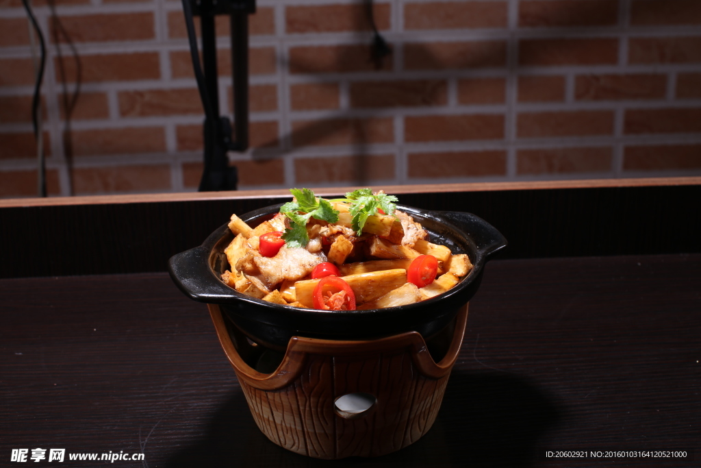 酱香山药  干锅三药