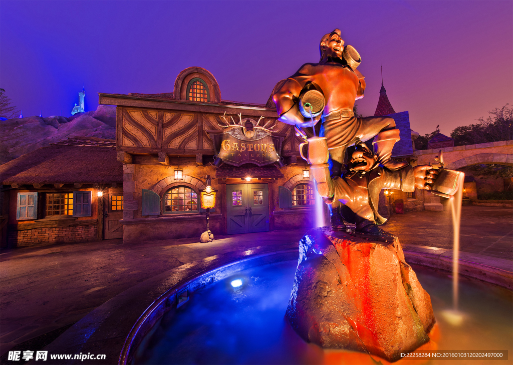 喷水池卡通雕塑