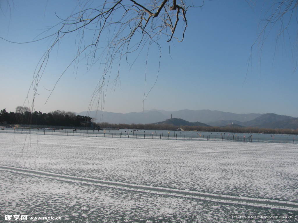 冰湖风景