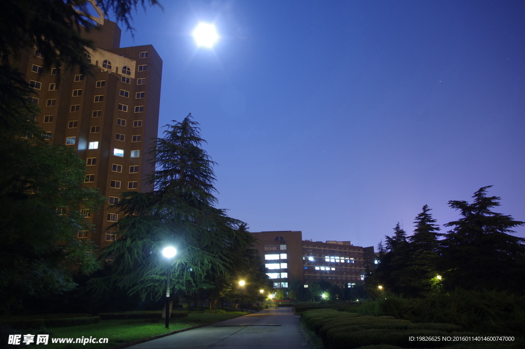 中科大图书馆夜景
