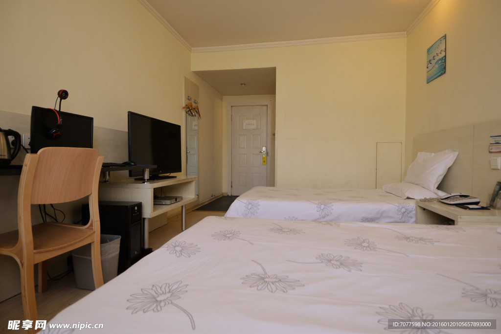 电脑标准房摄影