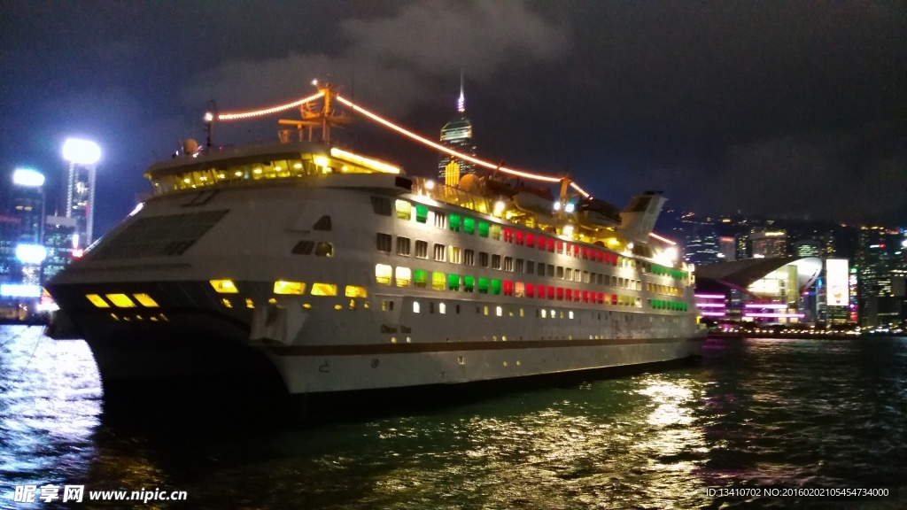 维多利亚海港游轮摄影