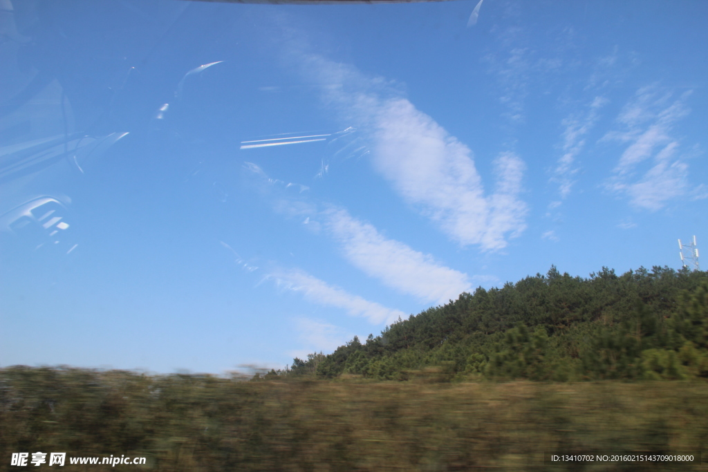 野外蓝天白云摄影