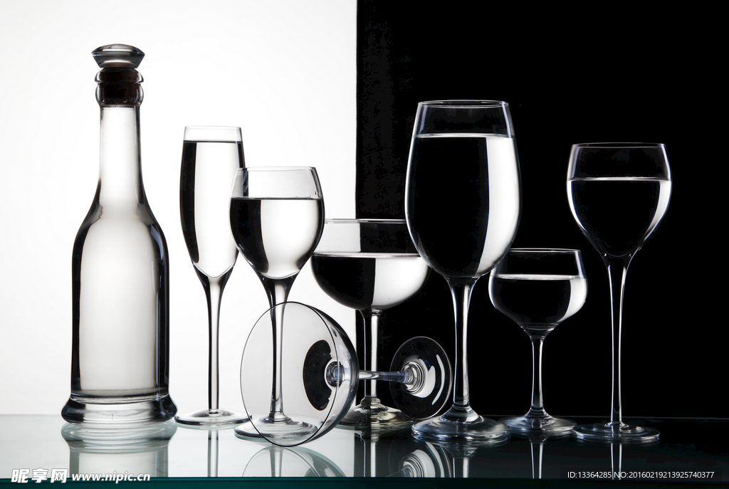 静物摄影 创意摄影 玻璃杯