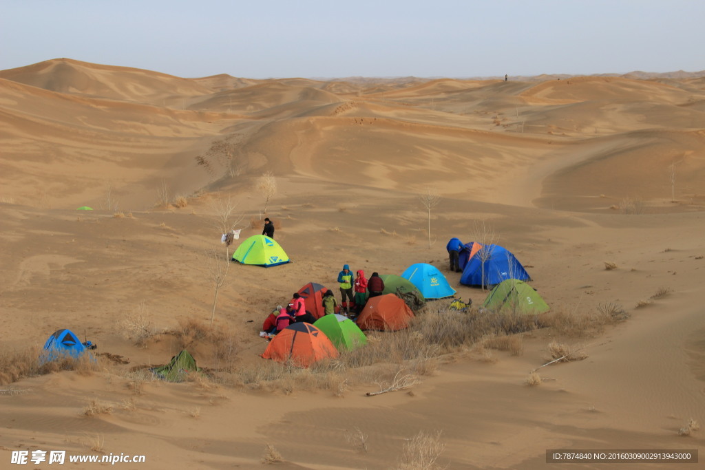 库布齐沙漠露营