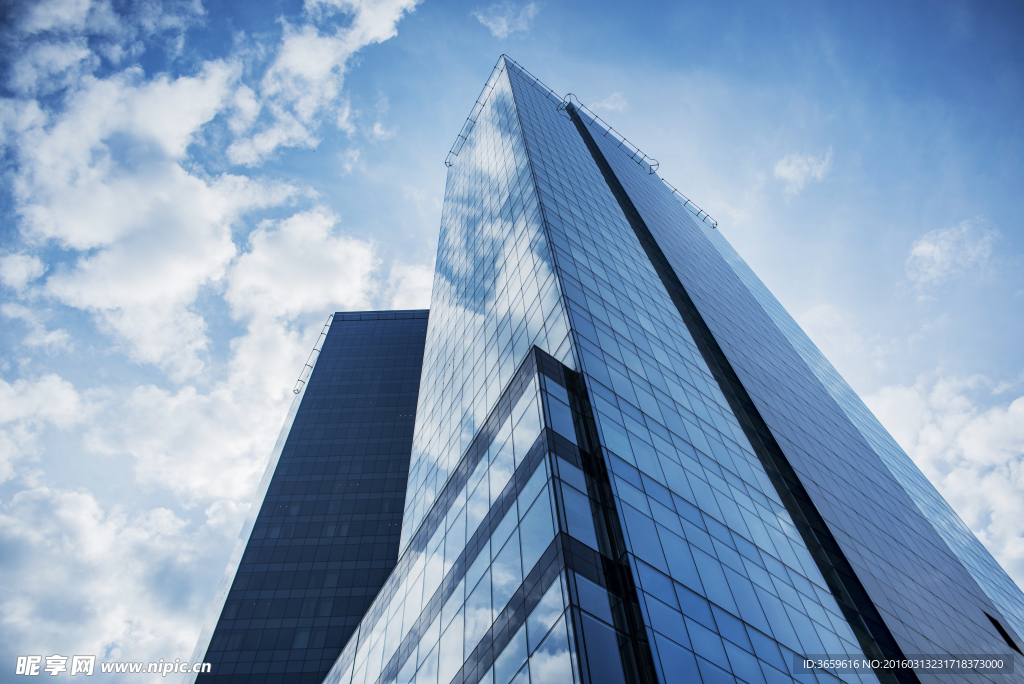 仰视建筑 玻璃幕墙