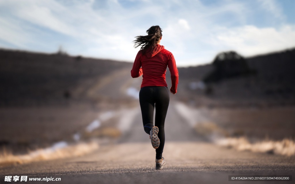 跑步女孩