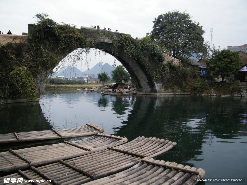 桂林阳朔遇龙桥
