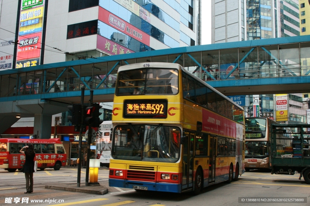 双层巴士公交车